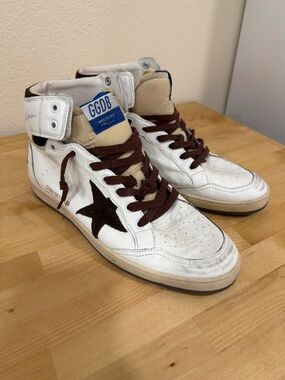 Golden Goose Sky Star shoes size EU45 with brown star and laces
